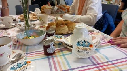 Click the Lid--Roddas Cornish Cream and Wilkins Tiptree Jam. Click the Lid and view their site.