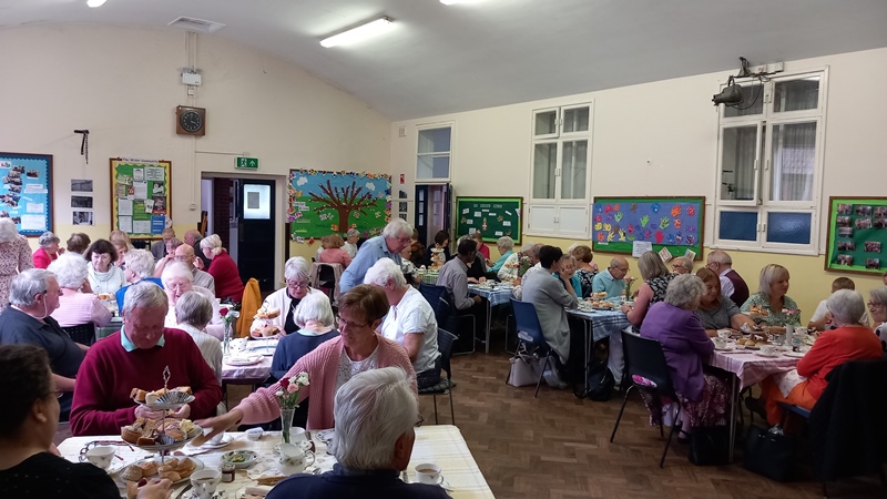 more than 90 people sat down to table service